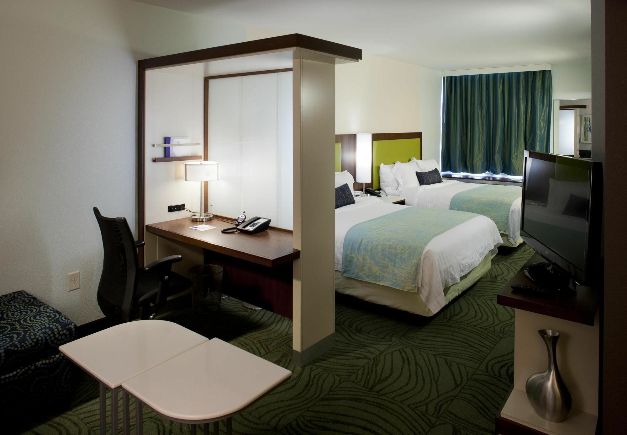 Springhill Suites Alexandria Southwest Exterior photo